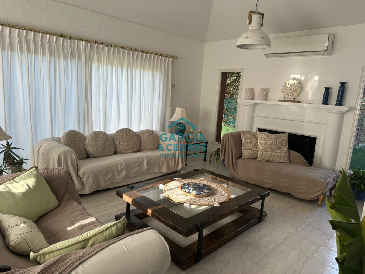 Gran casa de 5 dormitorios en San Rafael, Punta del Este