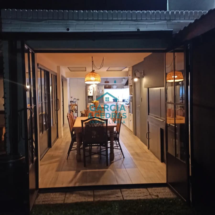 Casa de 4 dormitorios en alquiler de temporada - San Rafael, Punta del Este