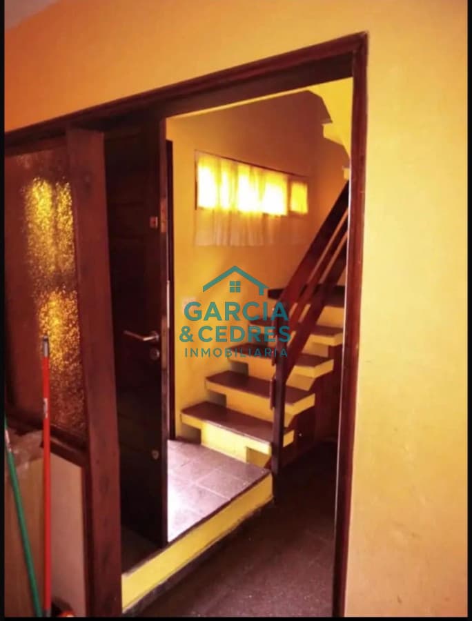 OPORTUNIDAD !!!! VENDO VIVIENDA EN CASTILLO EN EXCEPCIONAL ESTADO