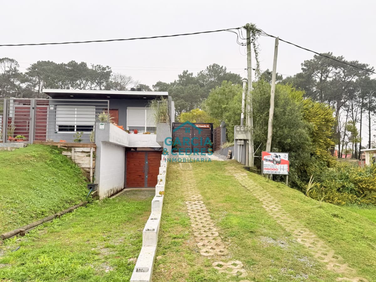 Excelente casa en Barrio Country, Piriápolis