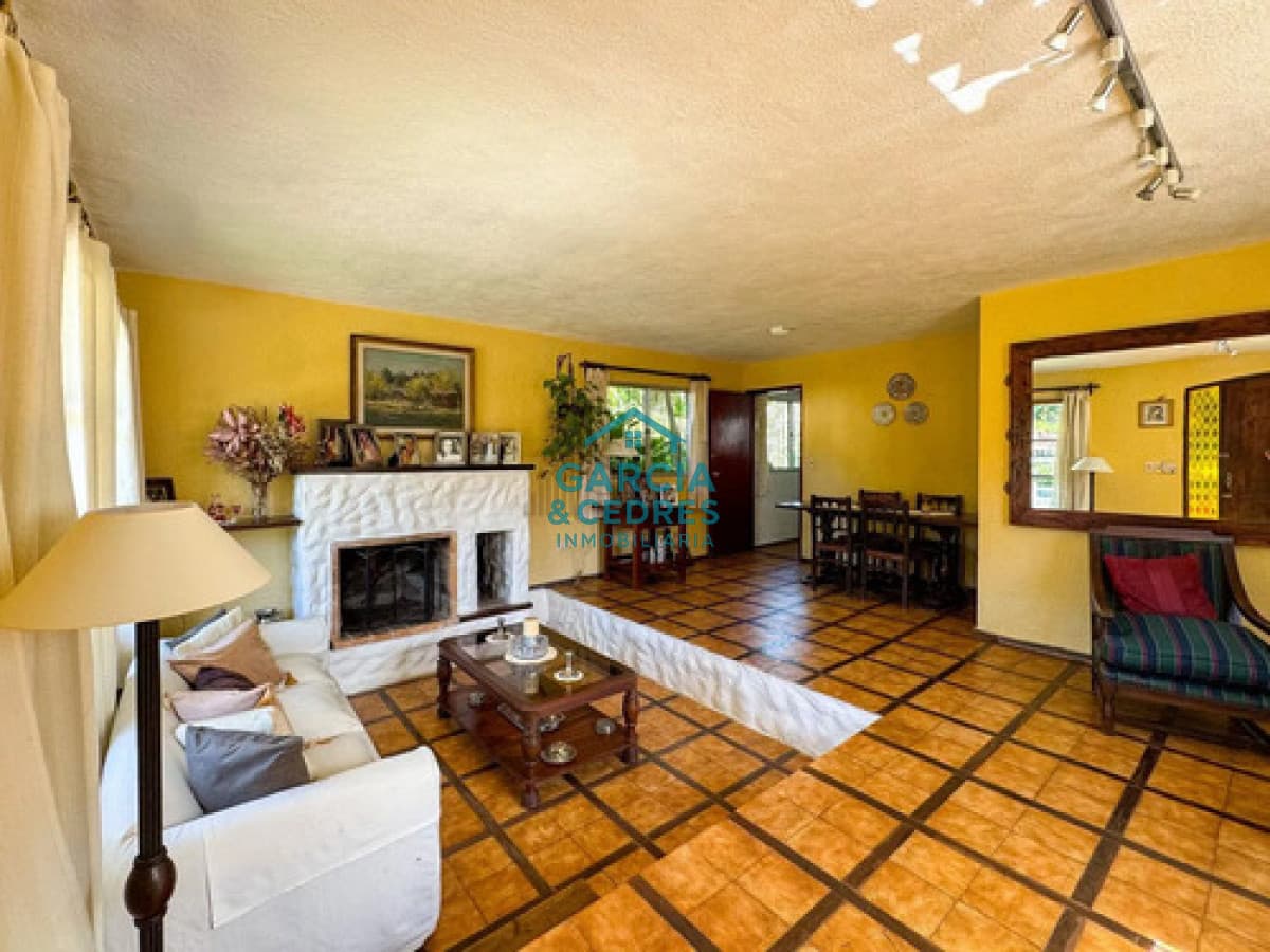 Casa de 6 dormitorios en Cantegril, Punta Del Este,