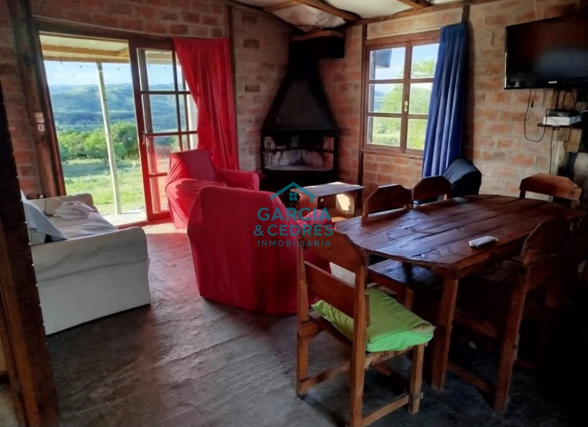 SE VENDE CASA EN ZONA PASO DE LAS CANTERAS GARZON