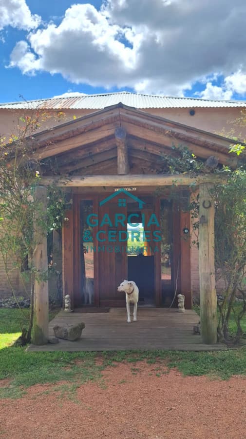 Chacra con gran casa sobre Laguna del Sauce - Naturaleza y exclusividad
