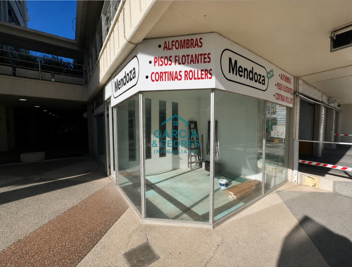 Local Comercial 11m² Alquilado - Punta Del Este - Rentabilidad 5.9% Anual En Dólares