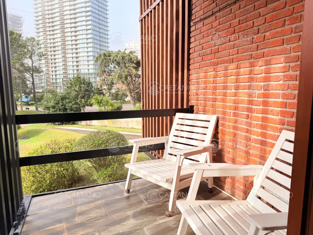 Apartamento de 2 Dormitorios en Aidy Grill - Punta del Este