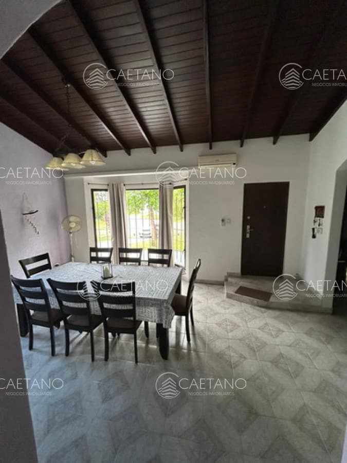 Casa de 2 dormitorios en Barrio Country, Piriápolis
