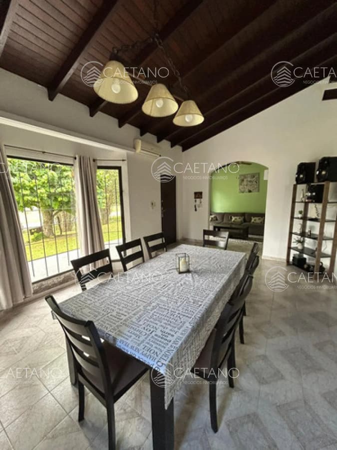 Casa de 2 dormitorios en Barrio Country, Piriápolis