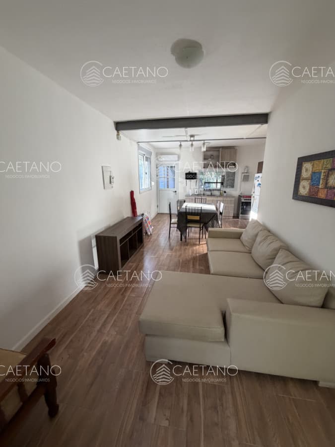 Oportunidad en Bella Vista - Casa Amueblada de 2 Dormitorios con Parrillero y Cochera
