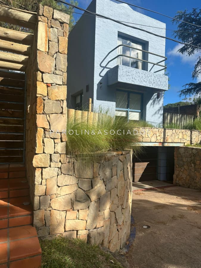 Casa en venta en Punta del Este , ideal para todo el año