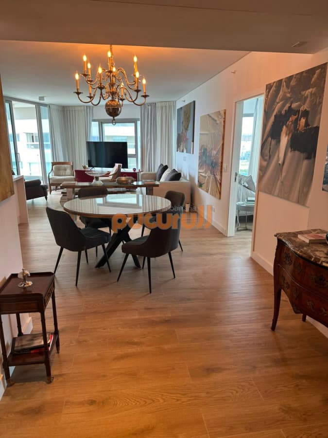 APARTAMENTO TORRE TRUMP 2 DORM. Y 3 BAÑOS