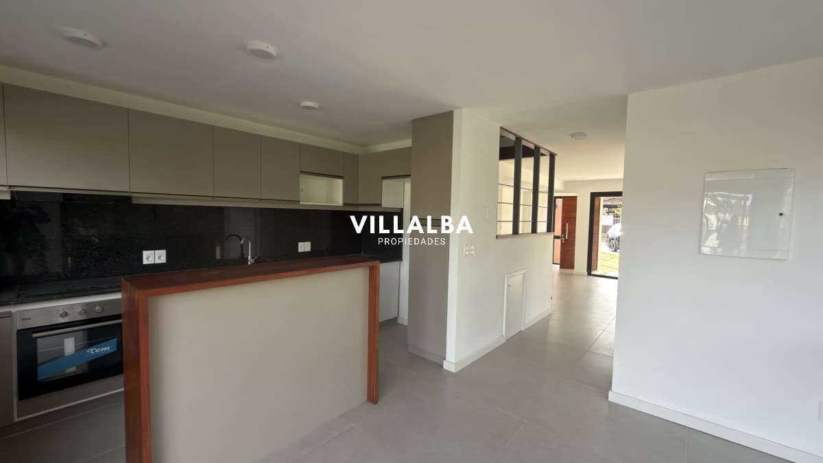 Casa en parada 32 mansa a estrenar