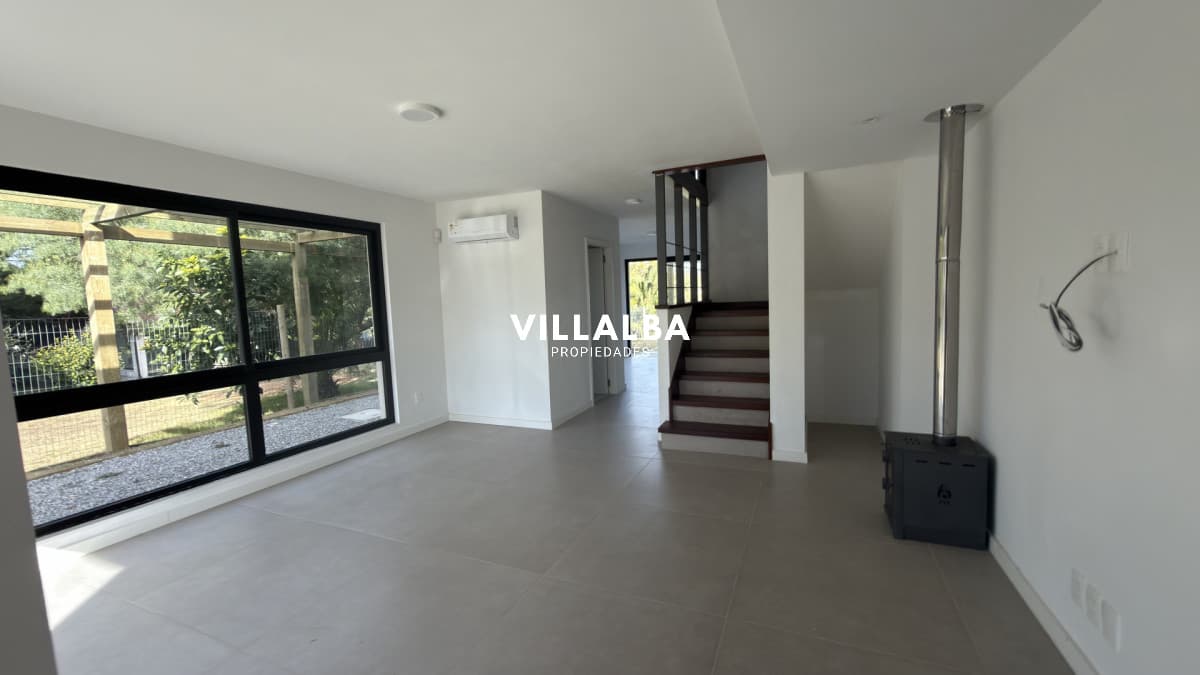 Casa en parada 32 mansa a estrenar