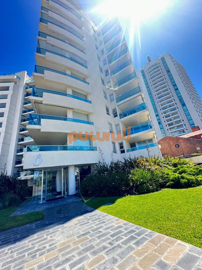 Apartamento en parada 6 de la brava