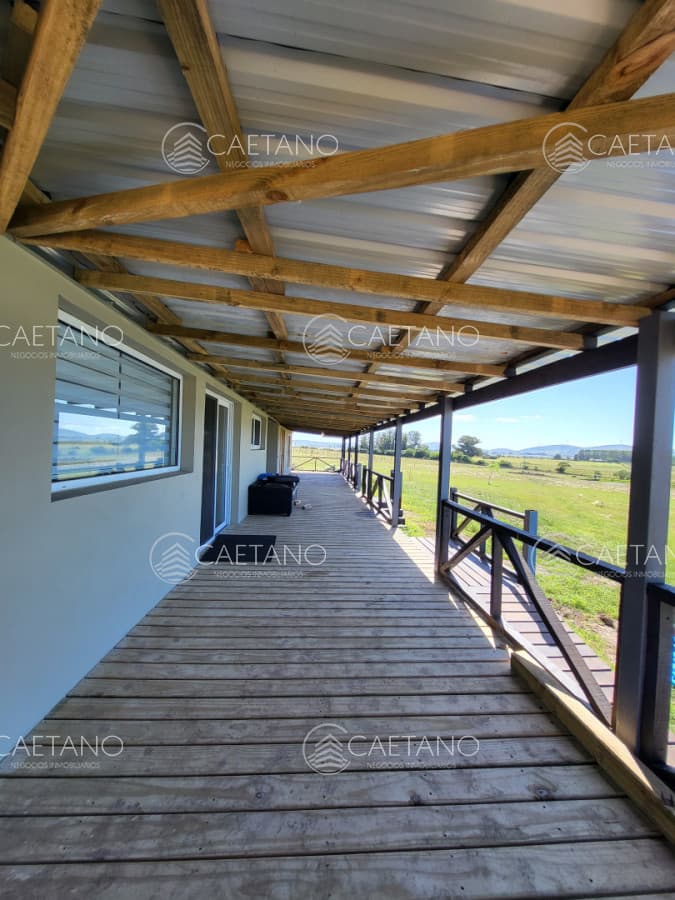 Venta chacra Pueblo Edén 5 has - Moderna casa 2 dormitorios