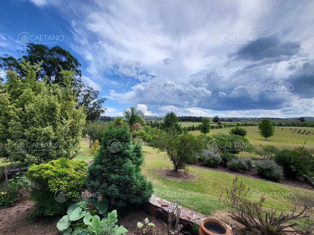 Venta espectacular chacra en Pueblo Edén 10 hectáreas