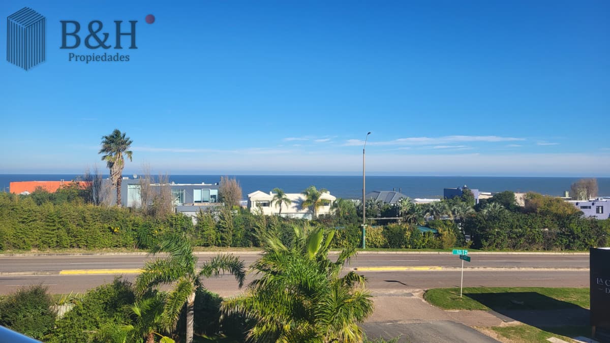 ESPECTACULAR APARTAMENTO CON VISTA AL MAR - RUTA 10 MANANTIALES PUNTA DEL ESTE