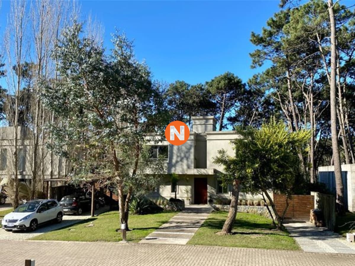 Casa Barrio Cerrado Noreste Rincón del Indio Punta del Este