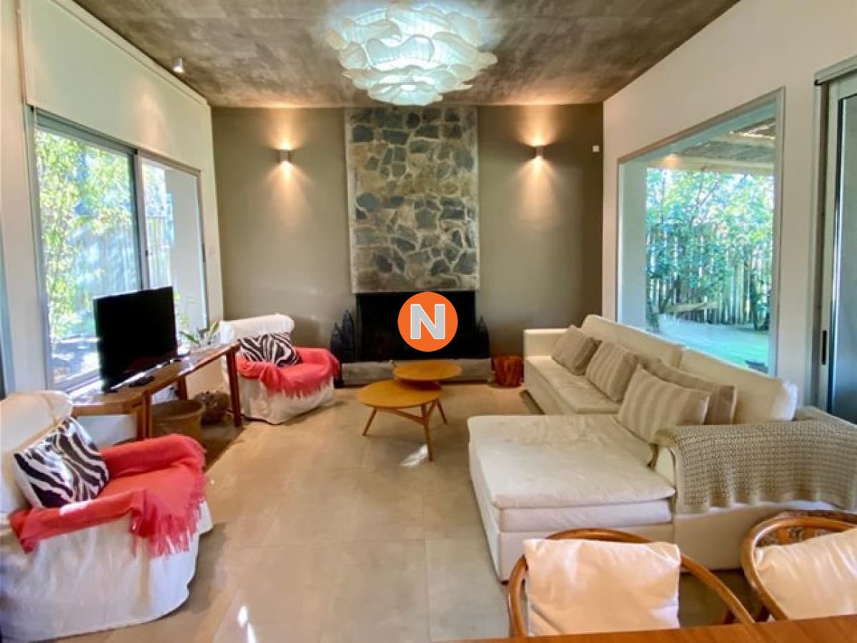 Casa Barrio Cerrado Noreste Rincón del Indio Punta del Este