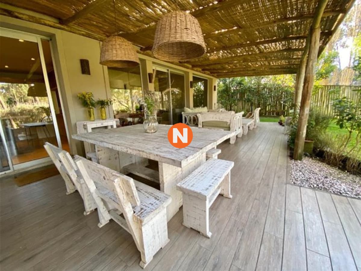 Casa Barrio Cerrado Noreste Rincón del Indio Punta del Este
