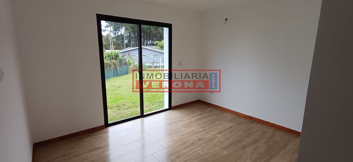 Casa de 3 dormitorios en Parque Burnett a la venta a estrenar! - Inmobiliaria Verona Punta
