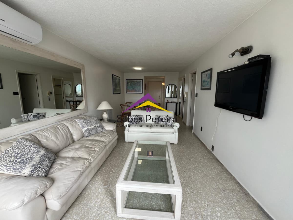 Apartamento ID.41718 - Apartamento de 3 dormitorios - Península, Punta del Este