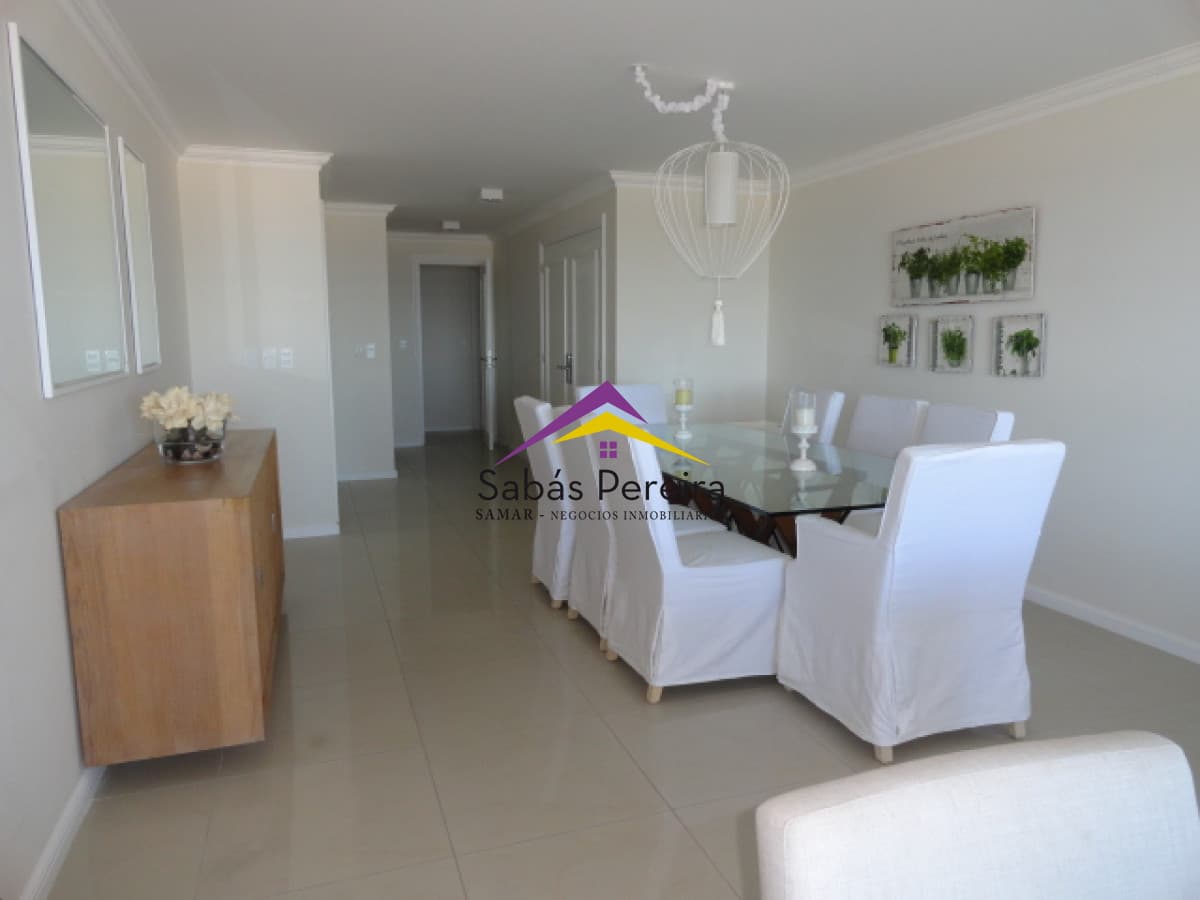 Apartamento ID.41699 - Apartamento en Península, 2 dormitorios en Torre de Categoría