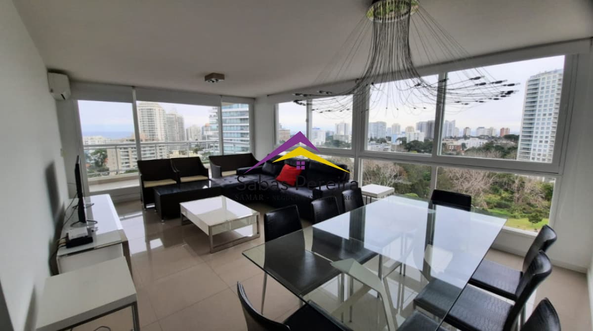 Apartamento ID.41706 - Apartamento en Venta de 2 Dormitorios Punta del Este