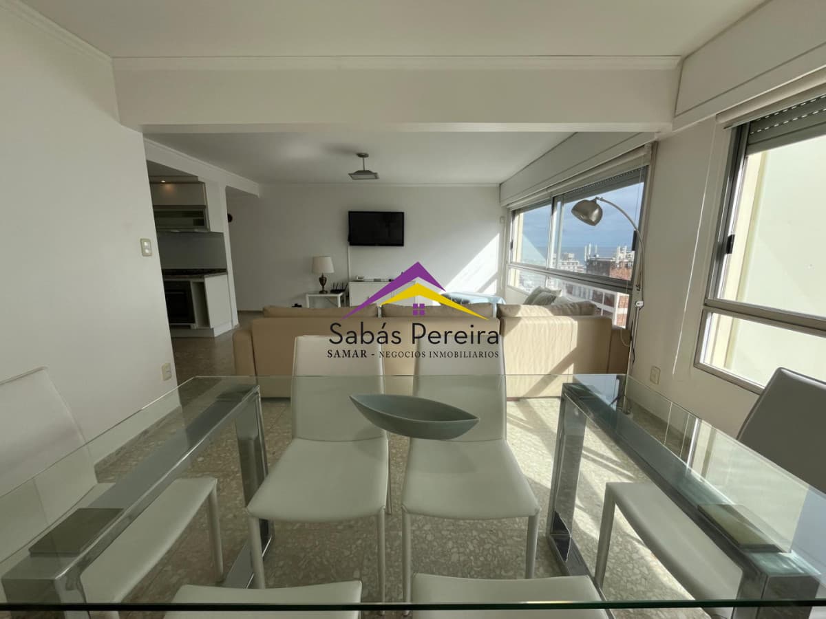 Apartamento ID.41717 - Apartamento de 2 dormitorios reciclado - Península, Punta del Este
