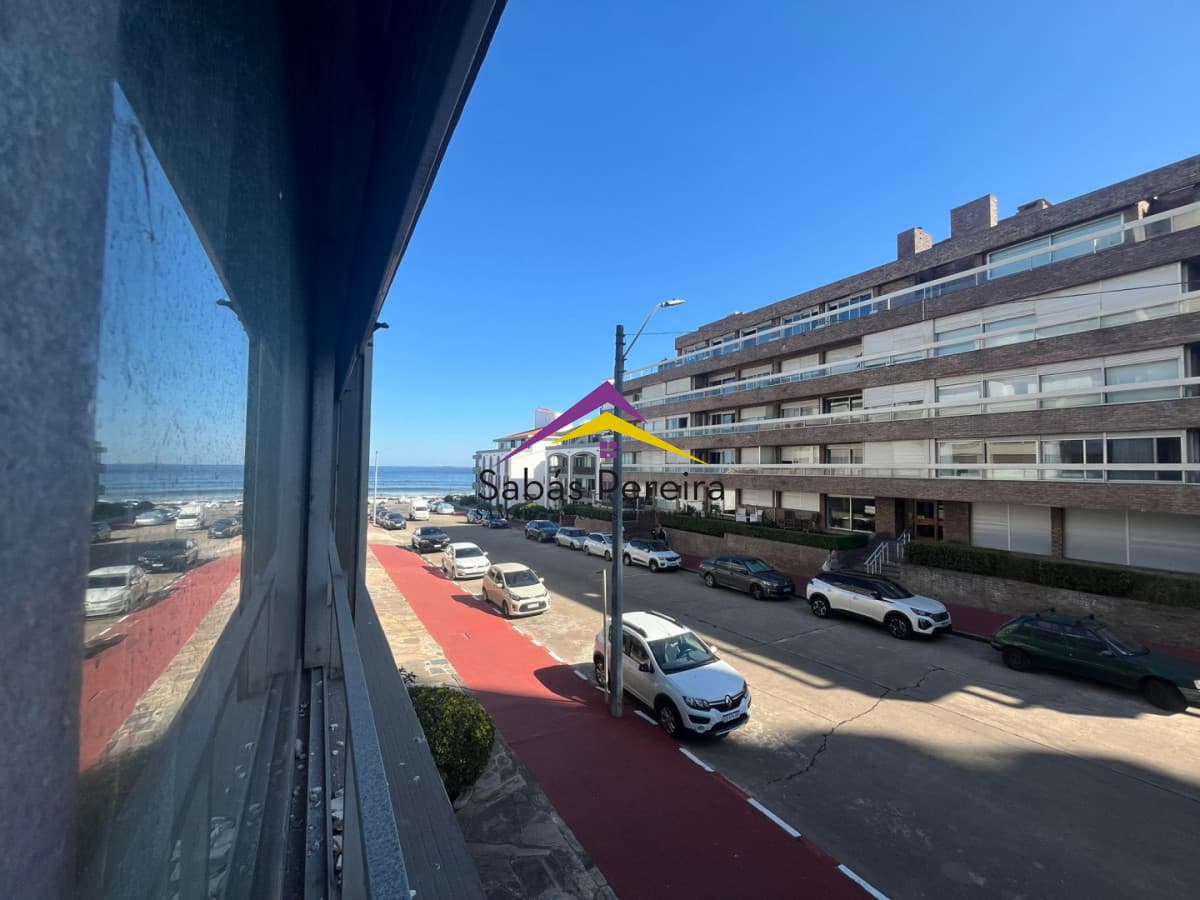 Apartamento ID.37810 - Apartamento en alquiler de temporada a pasos del mar