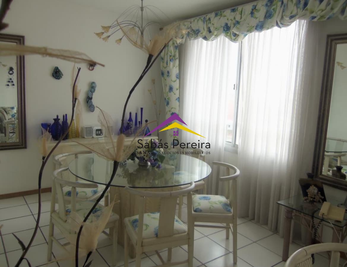 APARTAMENTO DE 2 DORMITORIOS VISTA A PLAYA MANSA EN ALQUILER TEMPORAL