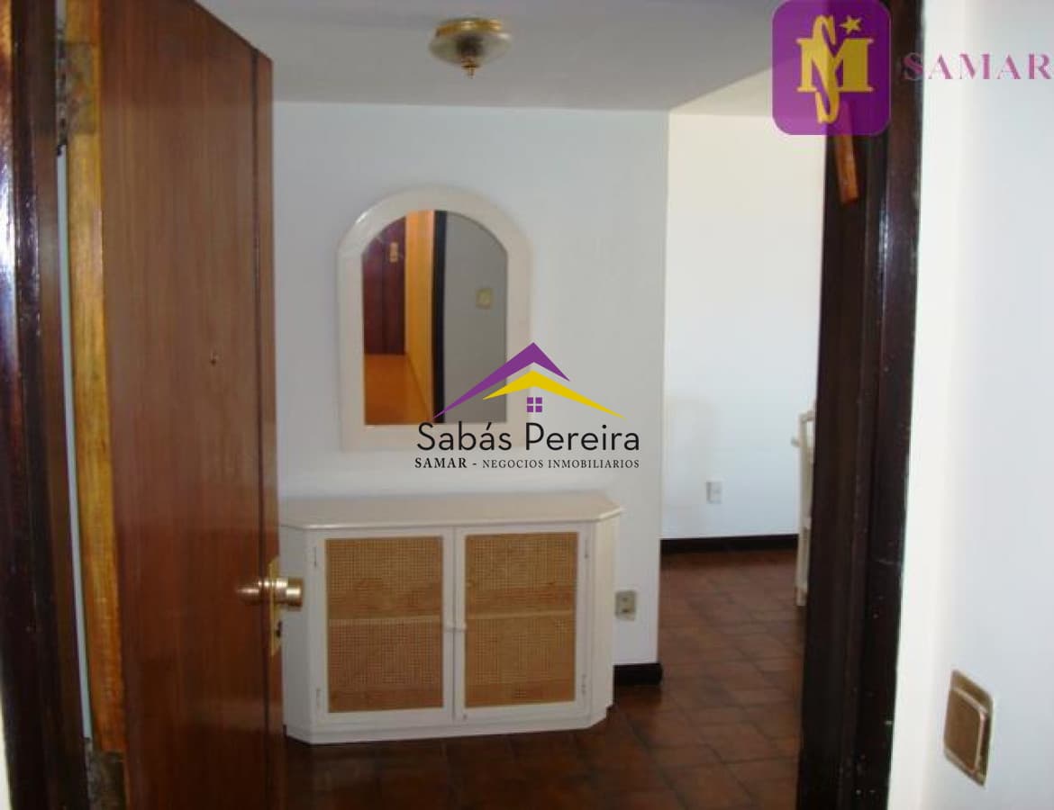 Apartamento en Brava, 2 dormitorios *