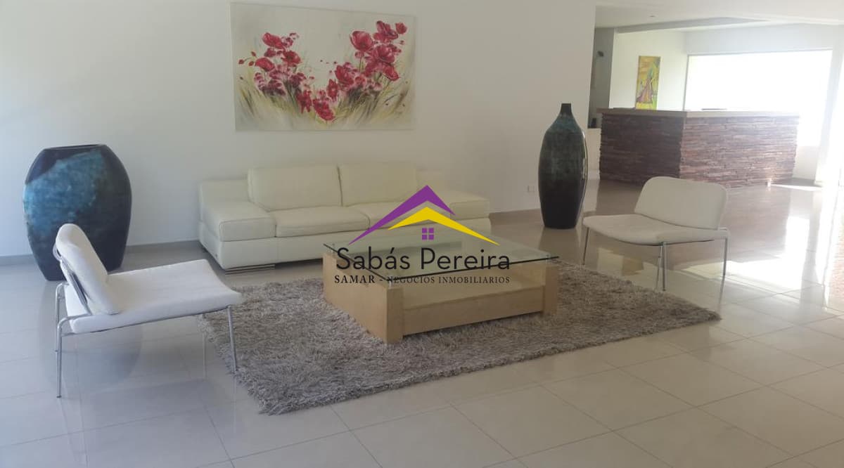 Apartamento en Rincón del Indio, 2 dormitorios en alquiler temporal. Con cochera