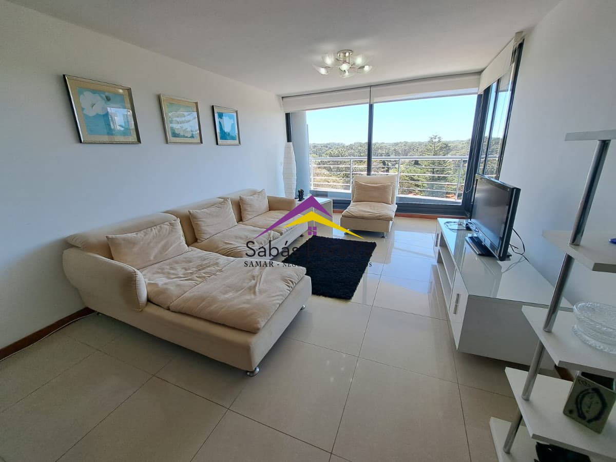 Apartamento ID.37873 - Venta de apartamento de 3 dormitorios en torre de categoría