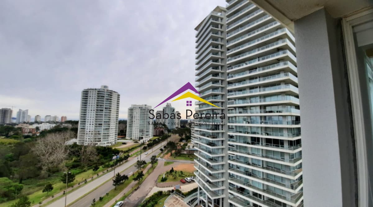 Apartamento ID.41706 - Apartamento en Venta de 2 Dormitorios Punta del Este