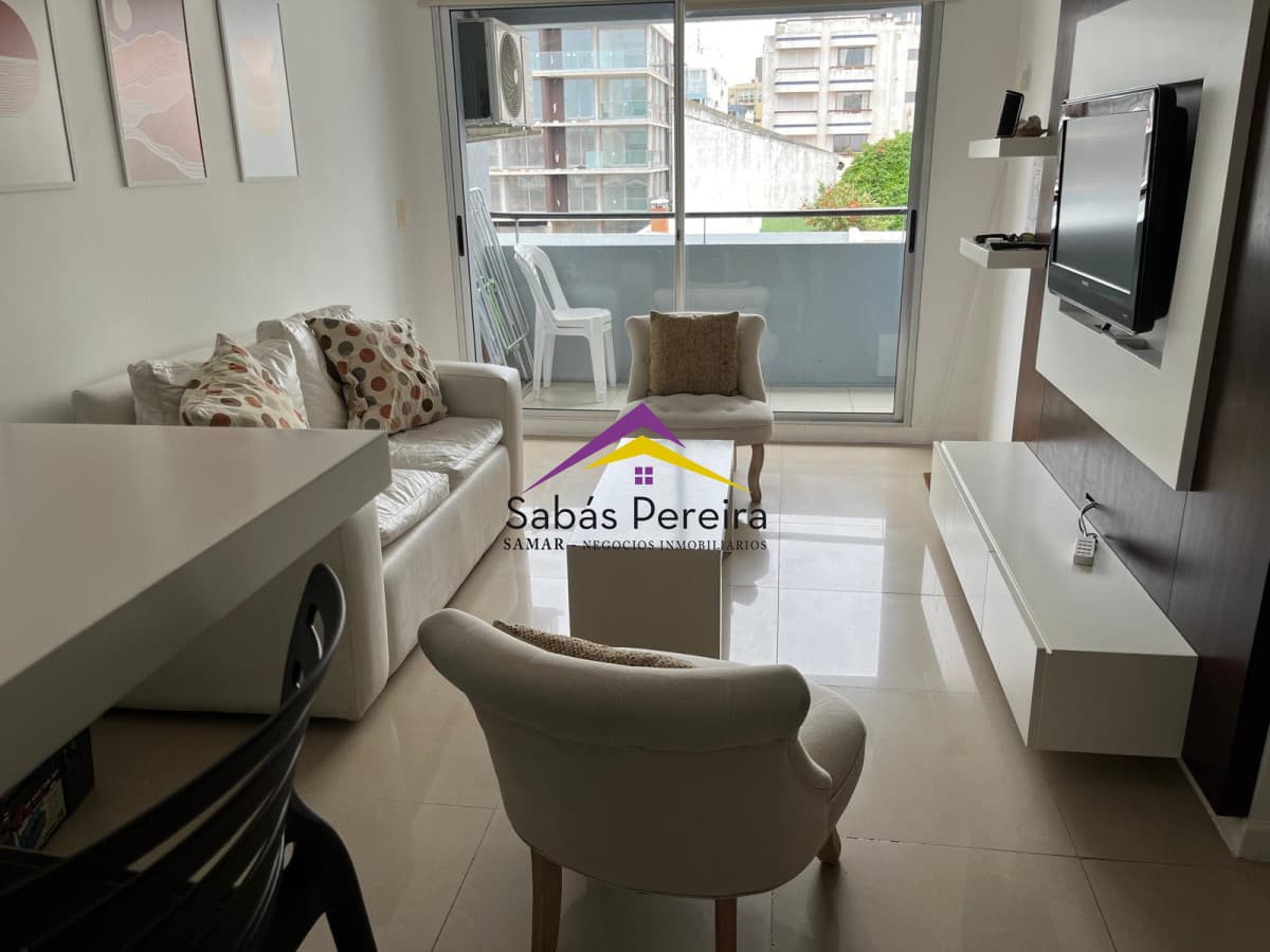 ALQUILER 1 DORMI Y MEDIO PUNTA DEL ESTE CON PISCINA