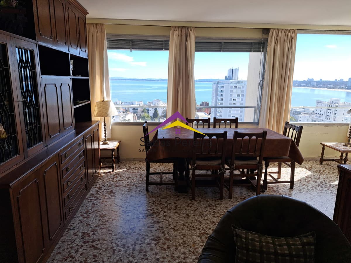 Apartamento en Península de 2 Domitorios