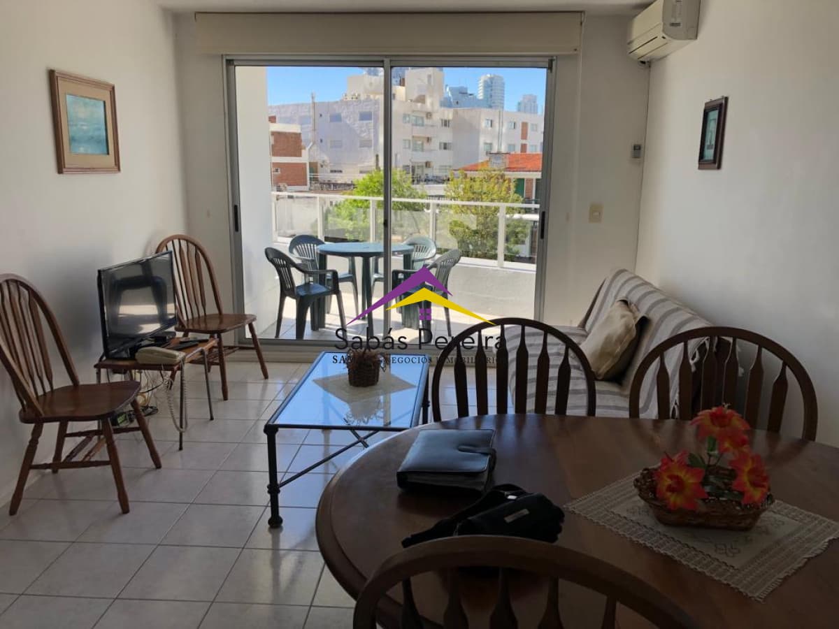 ALQUILER 1 DORMITORIO PUNTA DEL ESTE CON PISCINA
