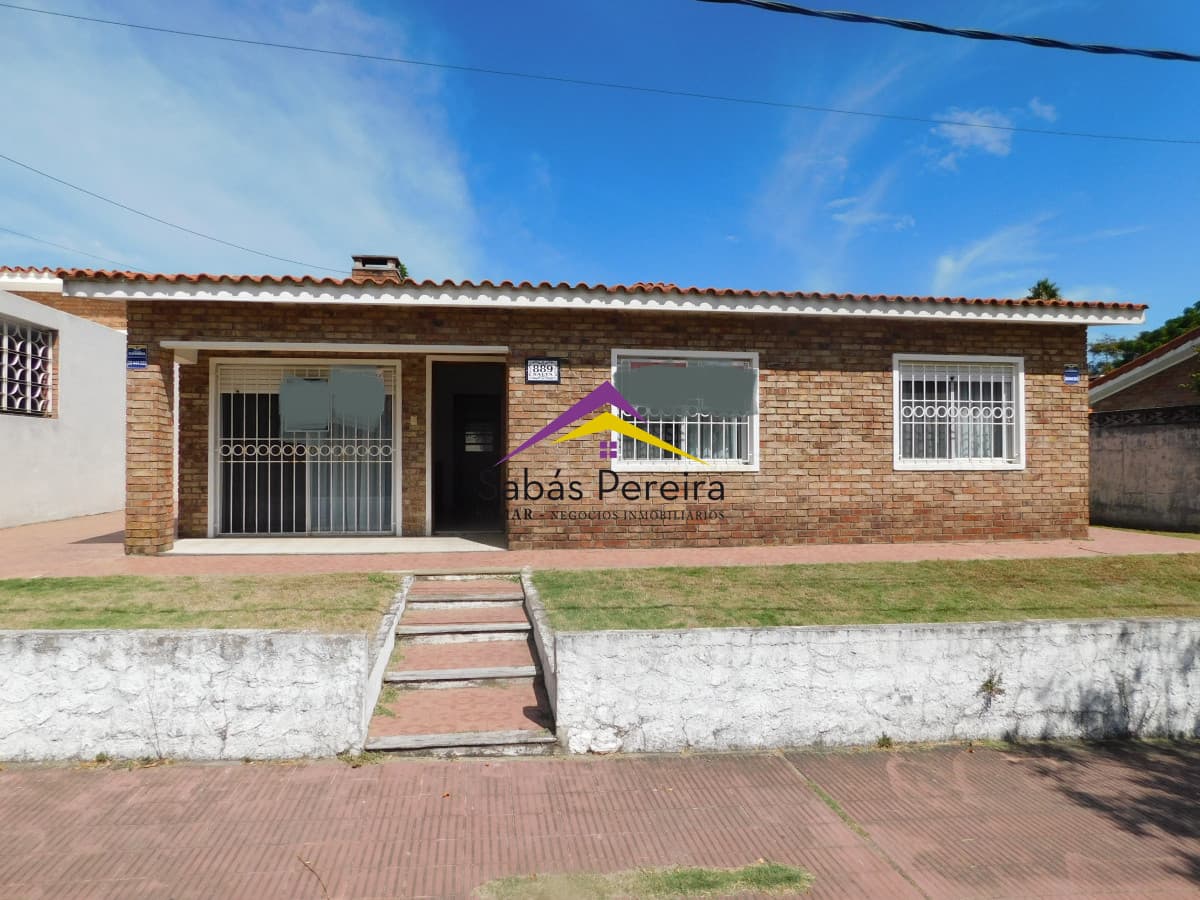 Casa ID.41412 - Venta casa de 3 dormitorios 2 baños Centro, Piriapolis, Maldonado