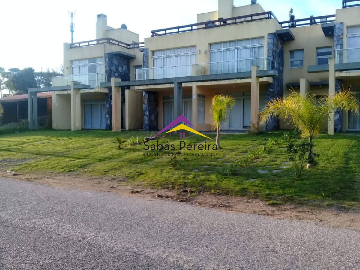Casa en Alquiler Manantiales