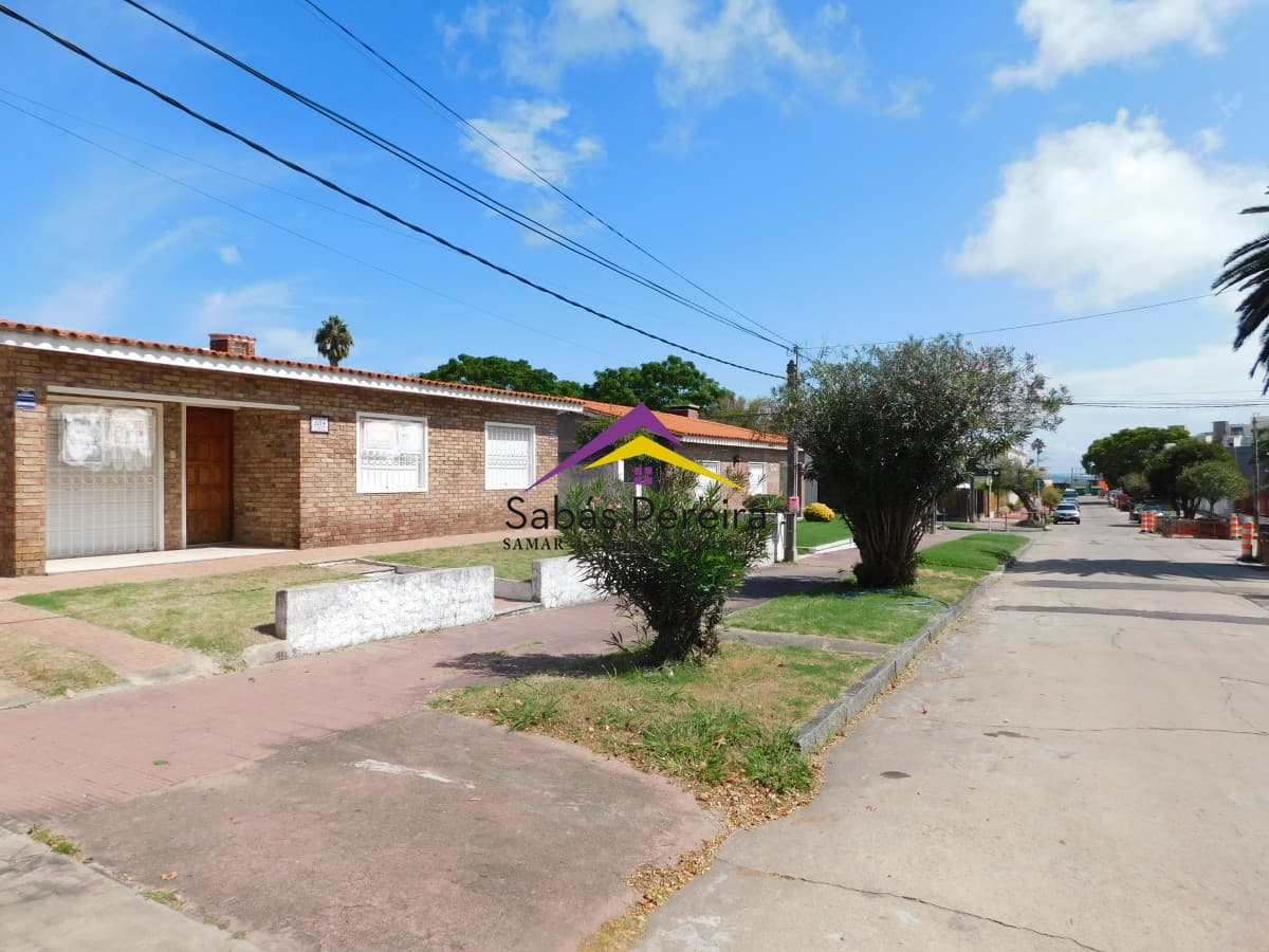 Casa ID.41412 - Venta casa de 3 dormitorios 2 baños Centro, Piriapolis, Maldonado