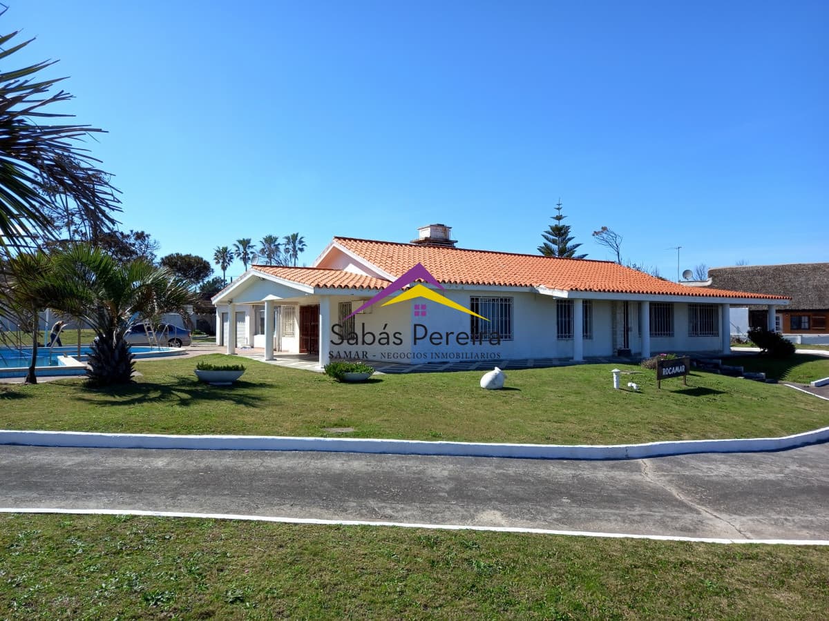 Casa ID.40917 - Venta casa 4 dormitorios, 5 baños, Playa Grande, Maldonado.