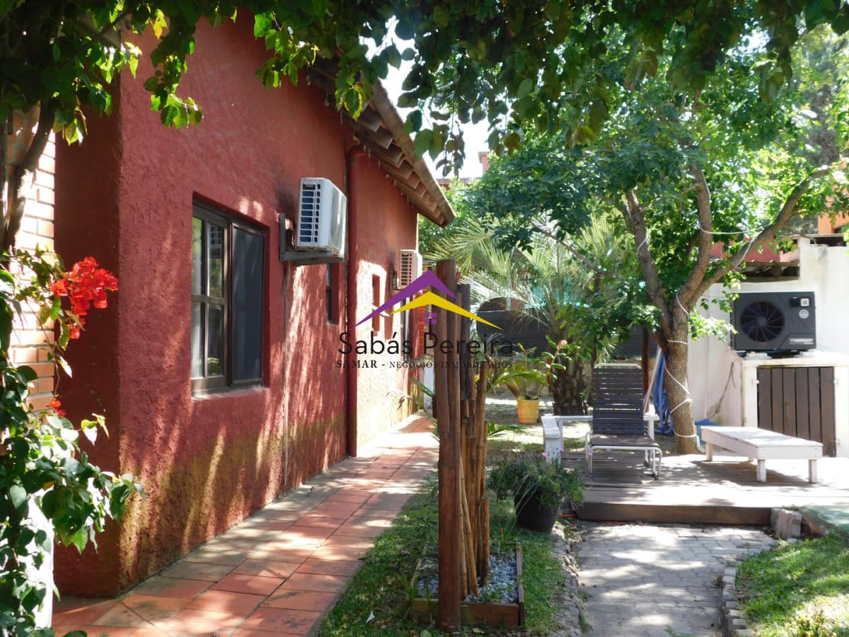 Casa ID.41541 - Venta complejo de 10 casas 20 dormitorios10 baños, San Francisco, Piriapolis, Maldonado