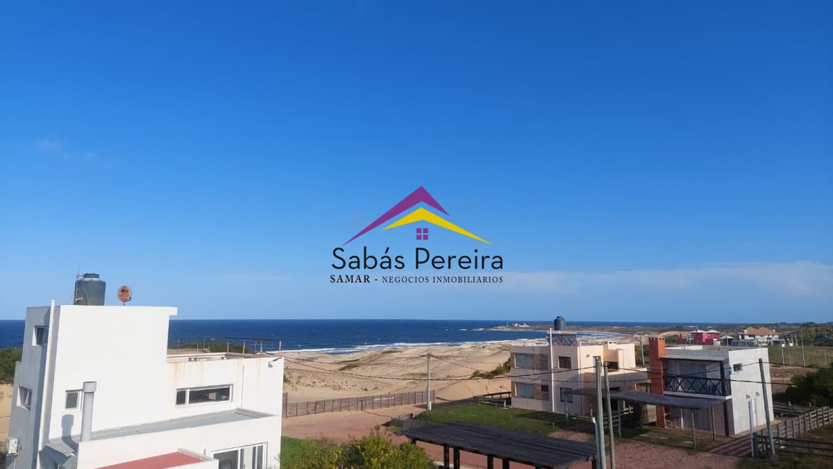 Casa ID.41280 - VENTA CASA PUNTA DEL DIABLO EN LA PLAYA