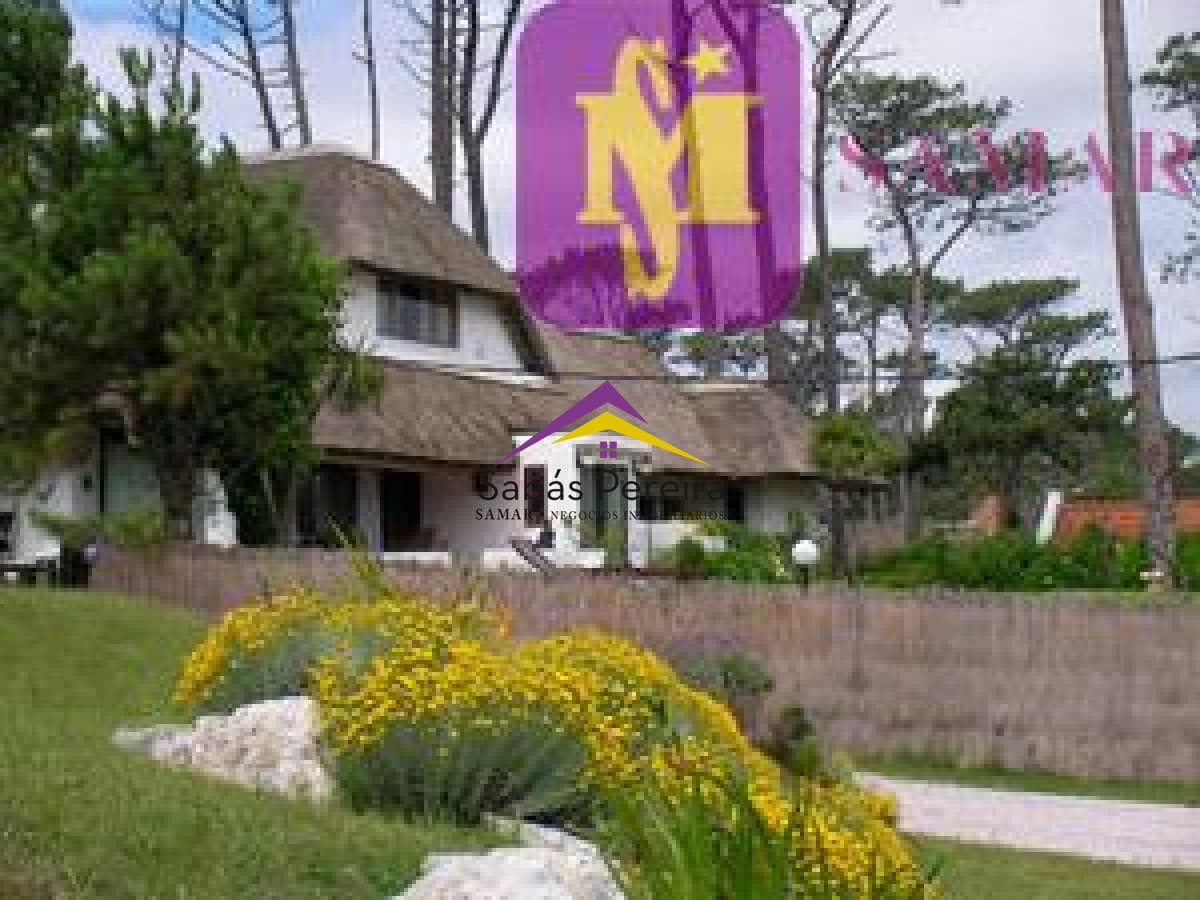 ALQUILER de Casa de 5 dormitorios en Punta del Este