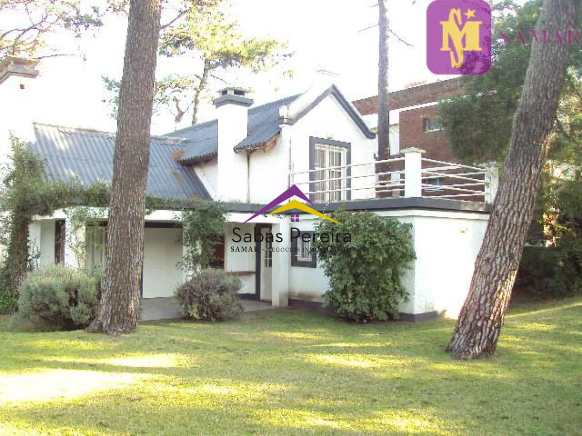Casa ID.38214 - Casa en Venta parada 5 de la Playa Brava Aidy Grill