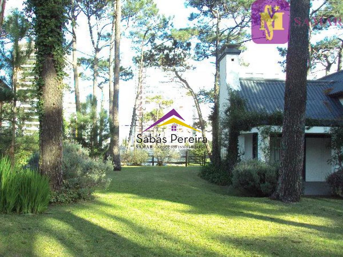 Casa ID.38214 - Casa en Venta parada 5 de la Playa Brava Aidy Grill