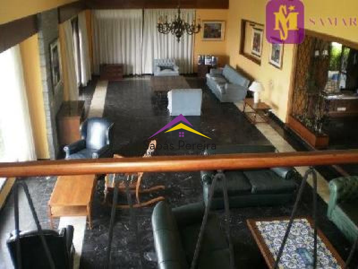 Casa ID.38230 - Venta de Casa de 6 dormitorios Punta del Este Mansa
