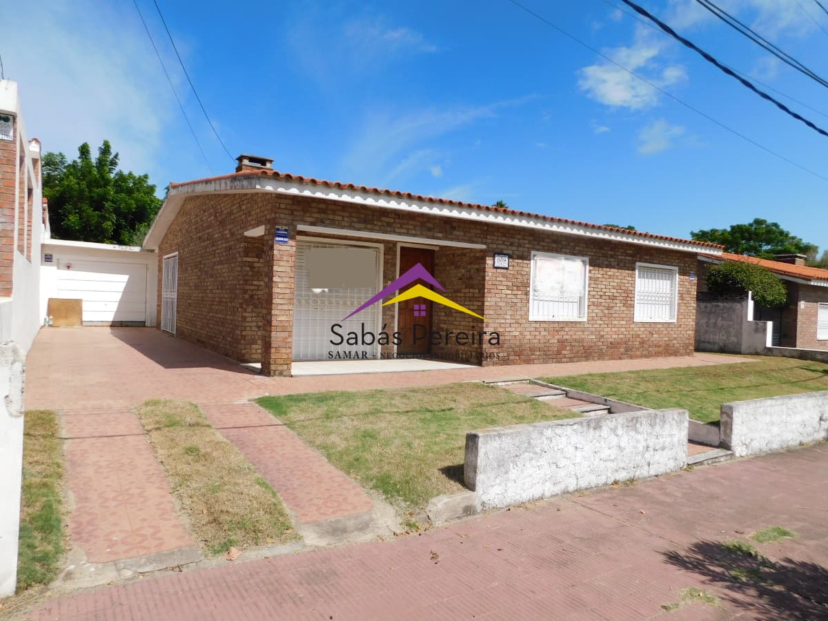 Casa ID.41412 - Venta casa de 3 dormitorios 2 baños Centro, Piriapolis, Maldonado