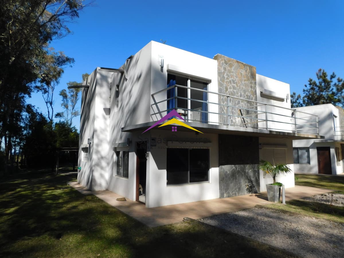 Casa ID.41455 - Venta casa 2 dormitorios 2 baños, Bella Vista, Piriapolis, Maldonado