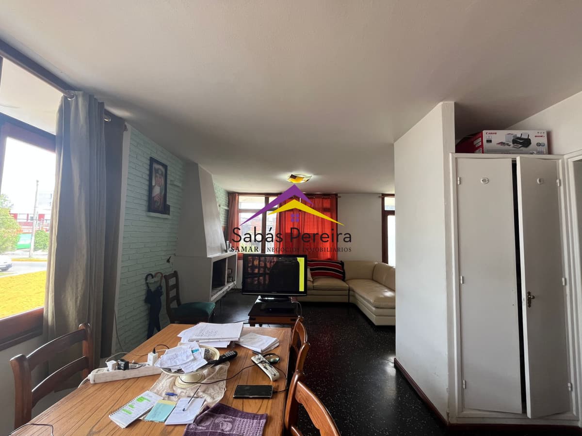 Casa ID.41487 - Venta de casa con amplio depósito